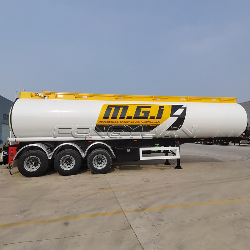 Fuel Tank Semi Truck Trailer